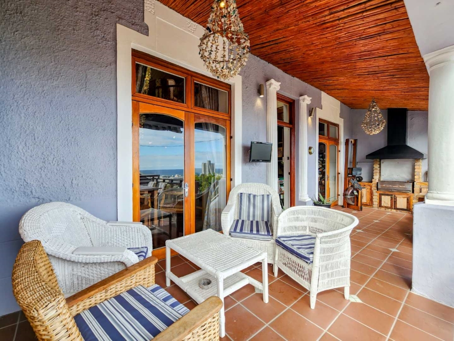 2 Bedroom Property for Sale in Sea Point Western Cape